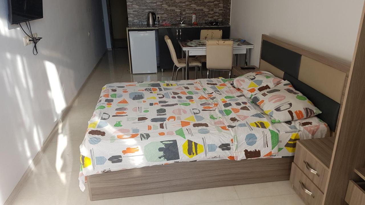 Sky-G Sea View Apartment Batumi Eksteriør bilde