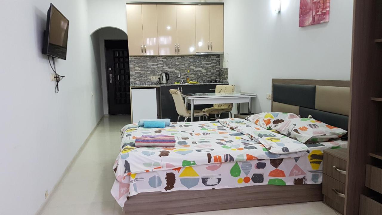 Sky-G Sea View Apartment Batumi Eksteriør bilde